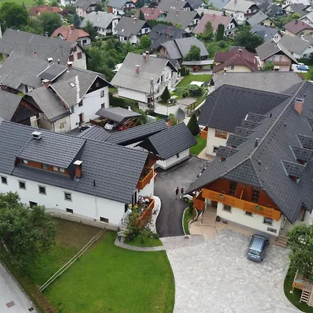 Tourist Farm 