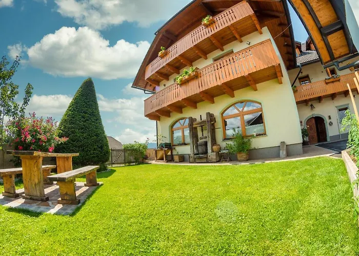 Tourist Farm Pri Biscu Bauernhof